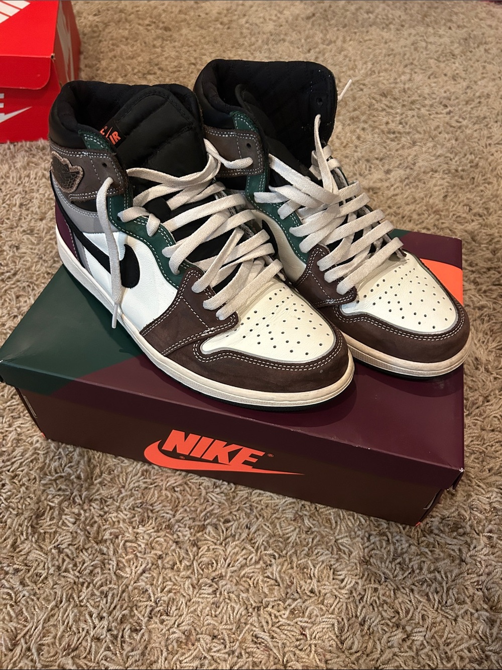 Nike Air Jordan 1 High - Brown, White & Green Accents
